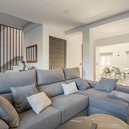 A Neida Casa Con Terraza Con Vistas Al Mar Villa Сее Екстериор снимка