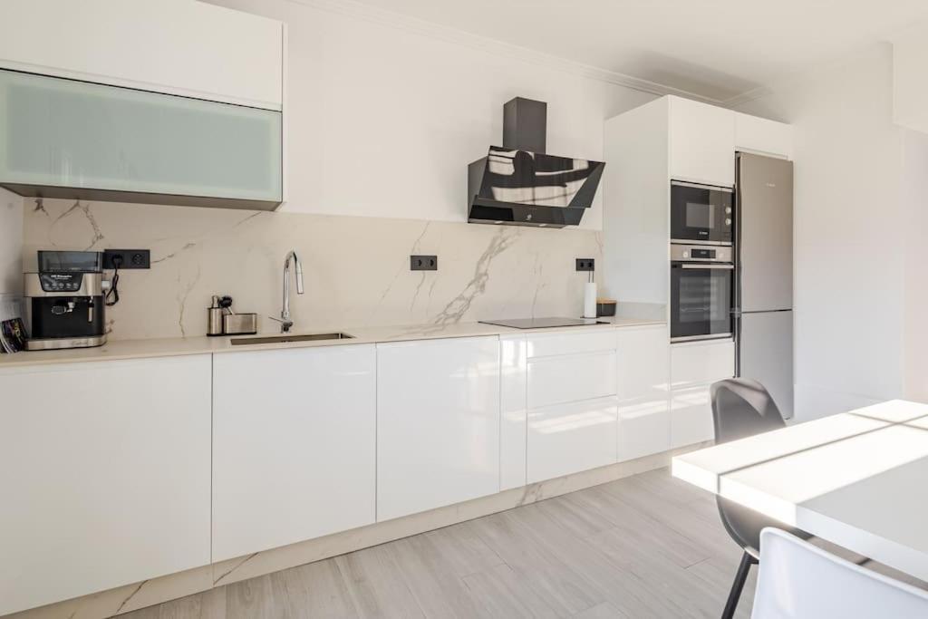 A Neida Casa Con Terraza Con Vistas Al Mar Villa Сее Екстериор снимка