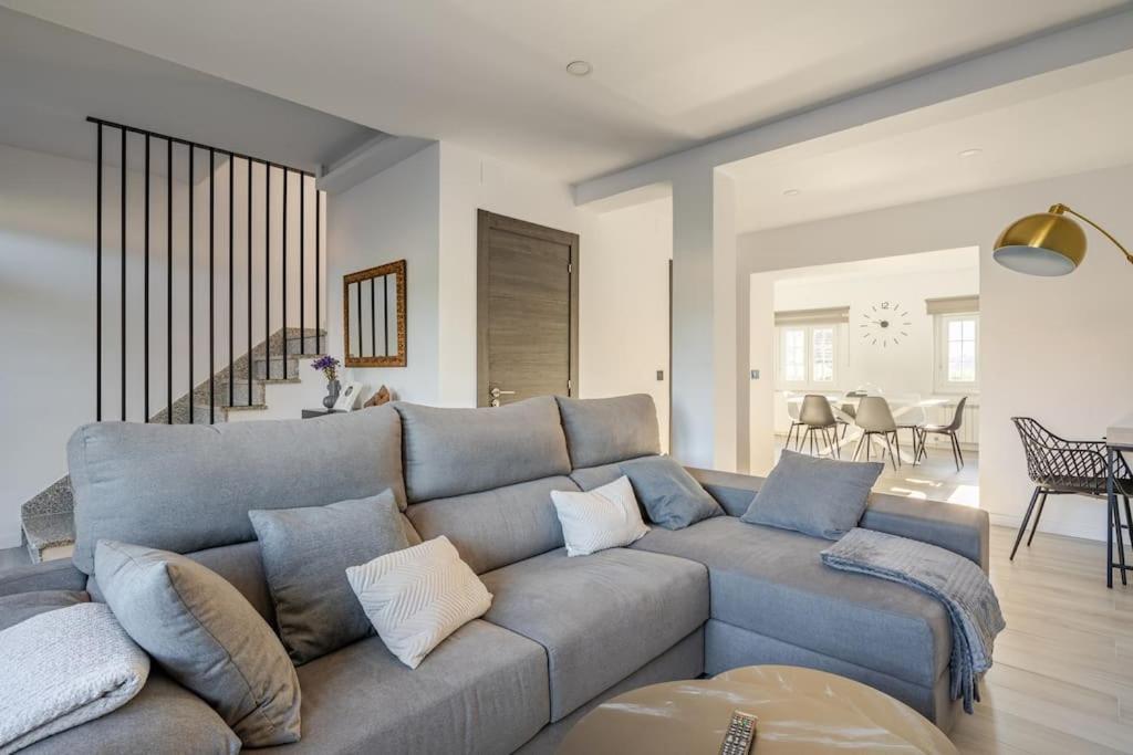 A Neida Casa Con Terraza Con Vistas Al Mar Villa Сее Екстериор снимка